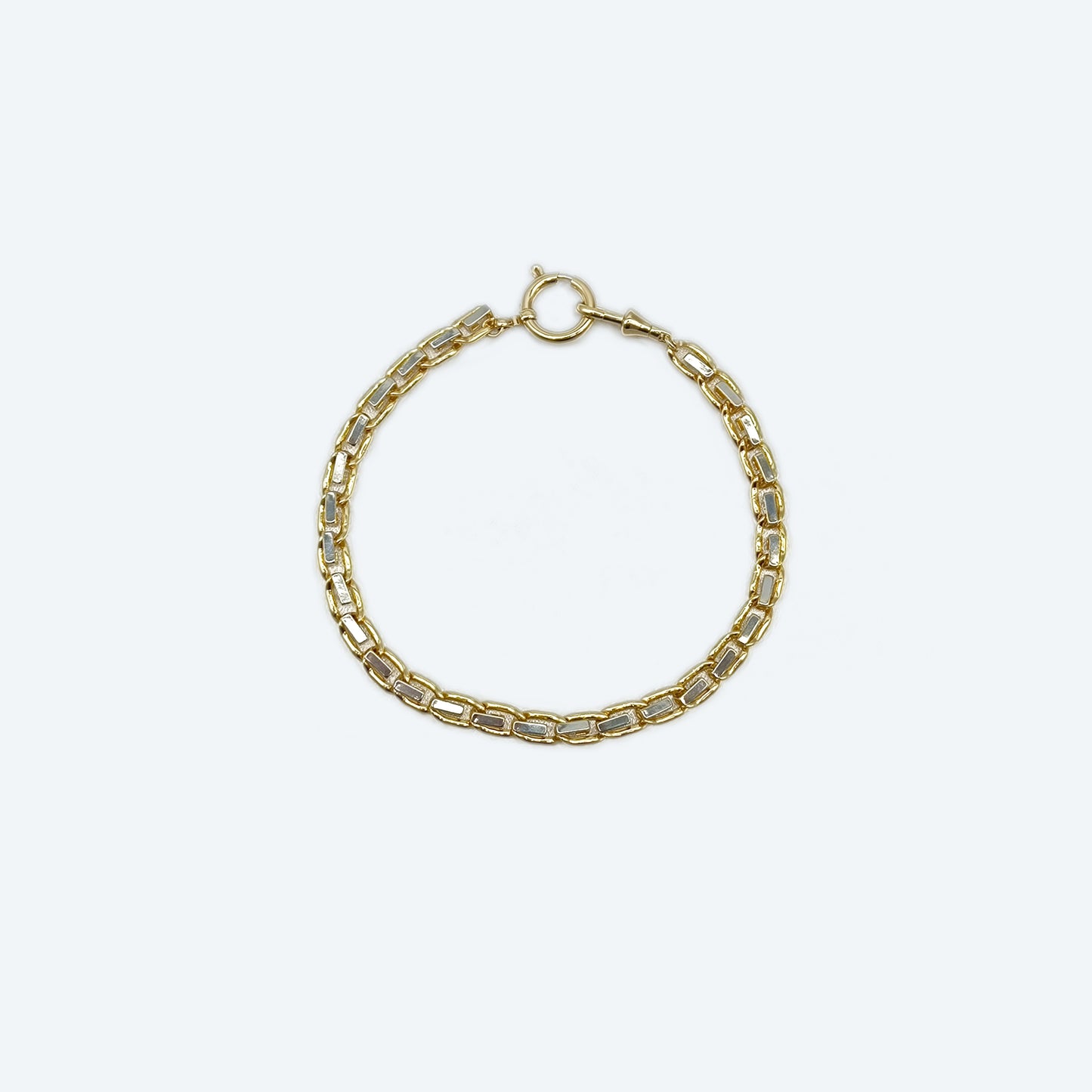Gold chain link necklace