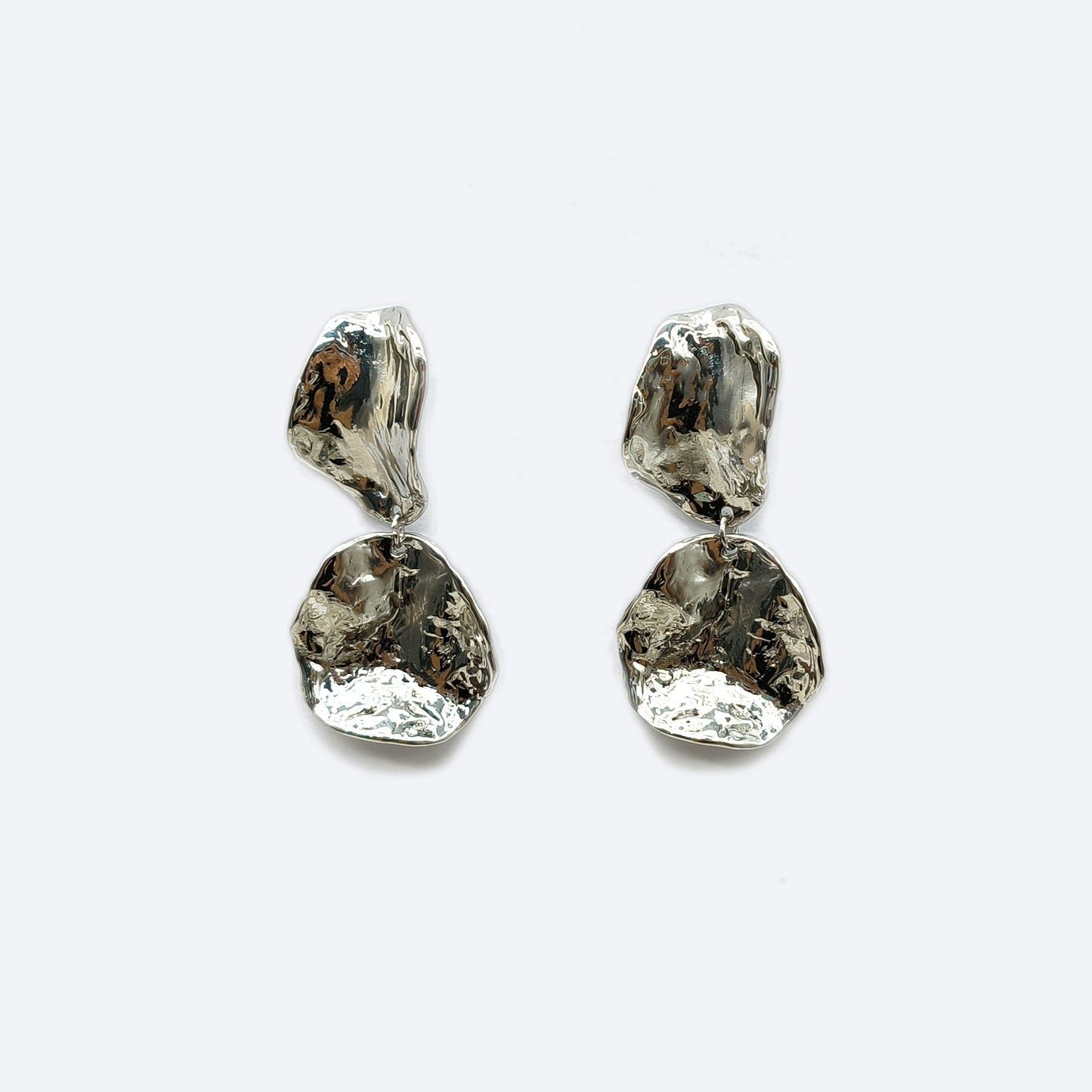 White gold dangle earrings