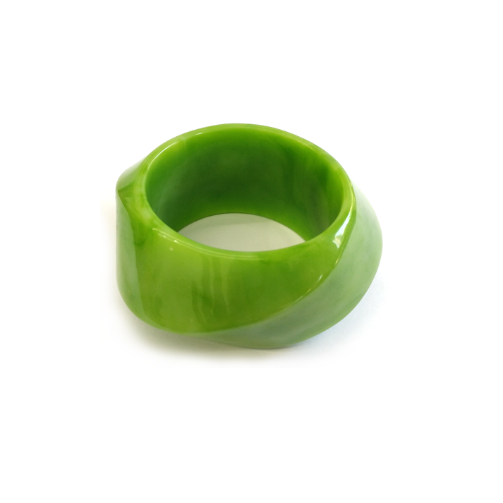 Green Irregular - shaped Resin Bracelet