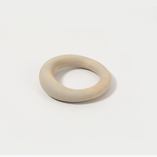 Beige-Matte Round Closed Bracelet