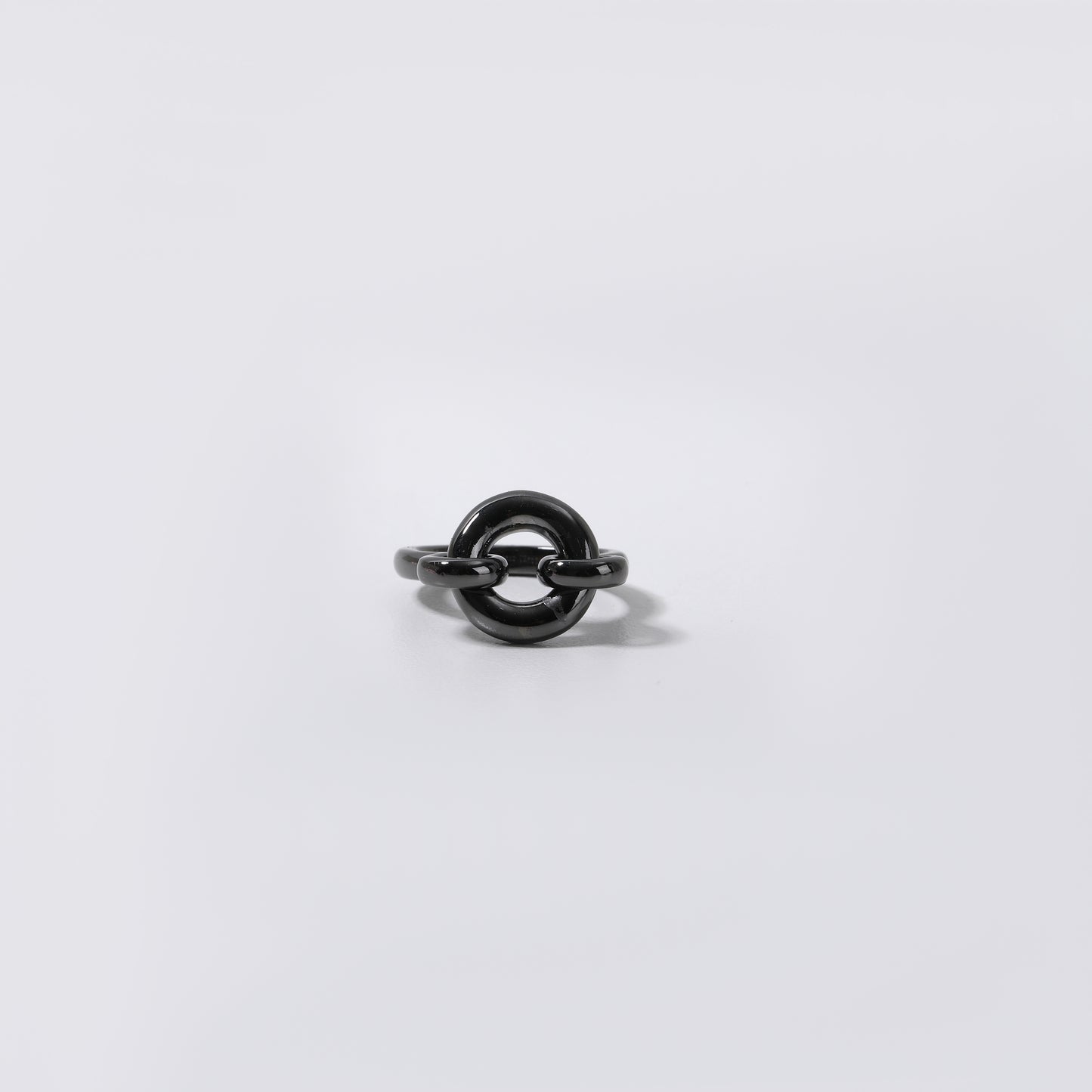 Black  Linked Circle Ring
