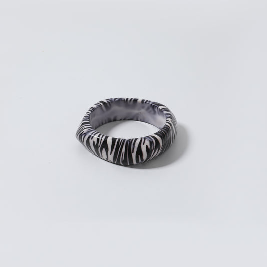 Black & White Zebra Stripe Resin Bangle Bracelet