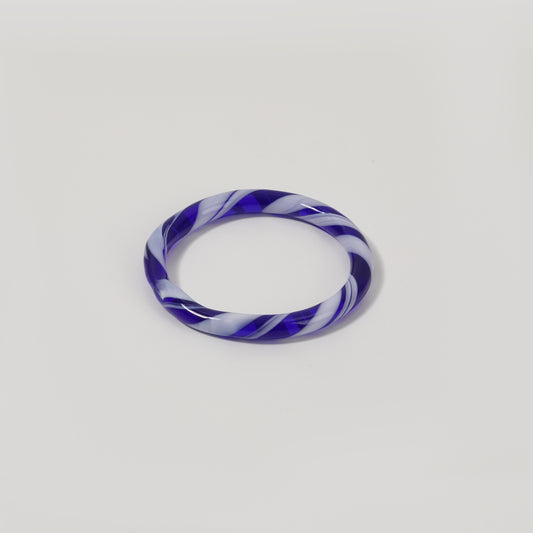 Blue-White Glass Round Closed Bracelet