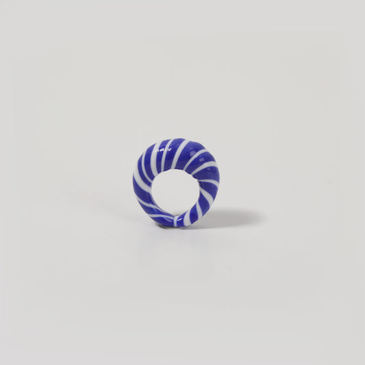 Blue-and-White Swirl-pattern Ceramic Wide-band Ring