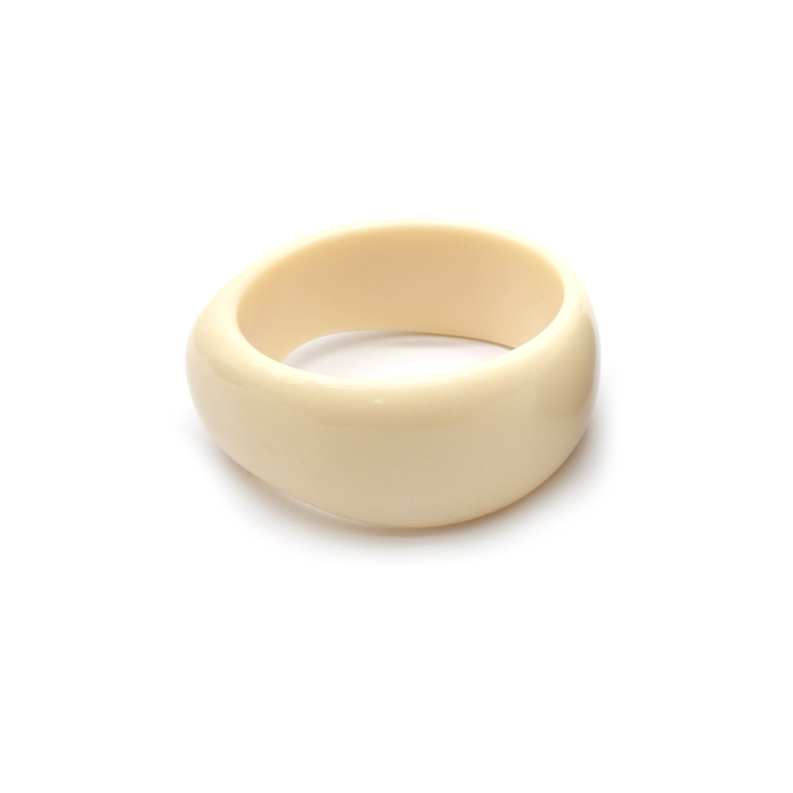Cream - colored Resin Bracelet
