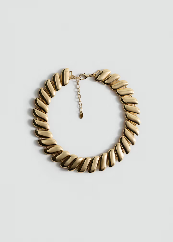 Gold Oversized Leaf Link Choker Necklace