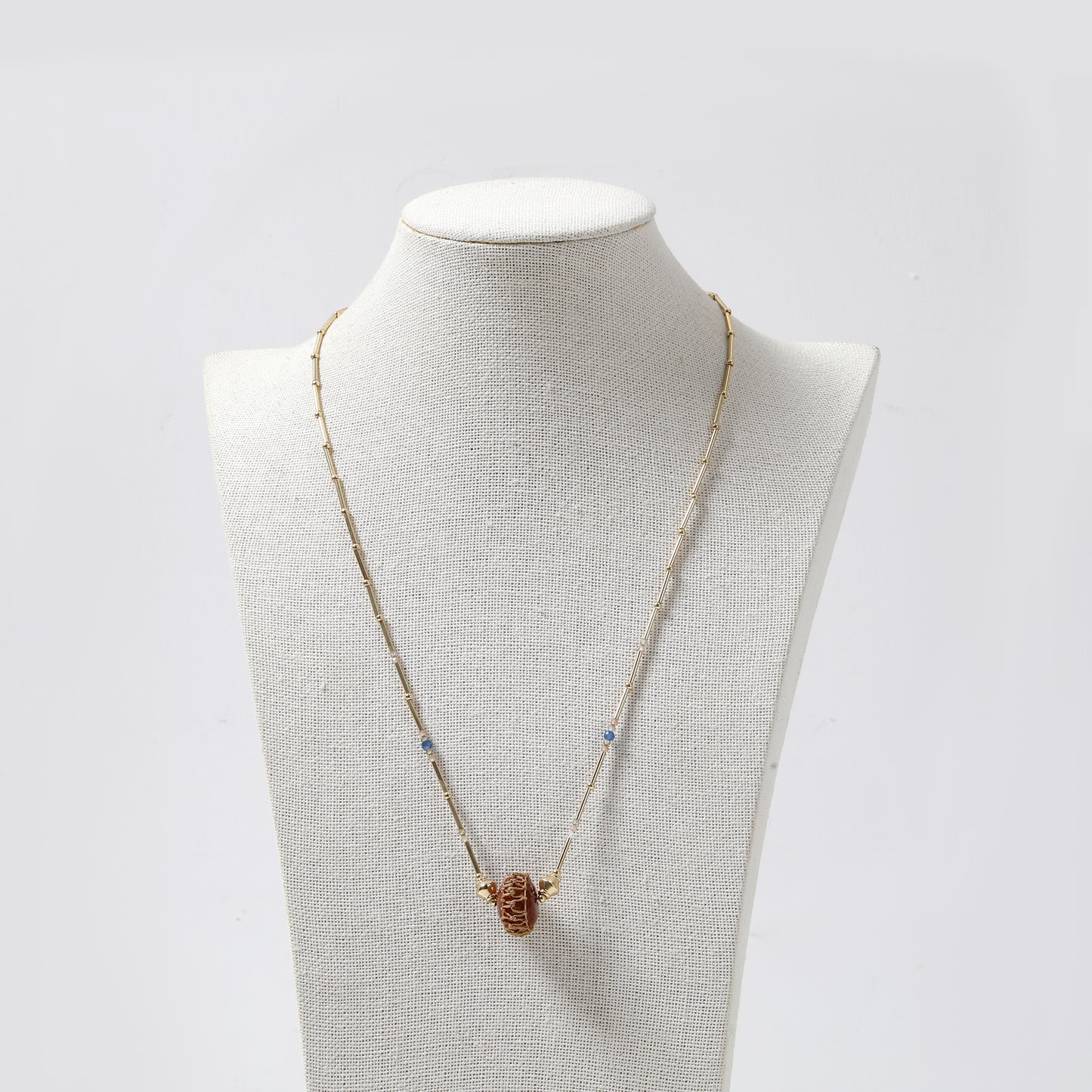 Gold Thin Chain & Red Veined Stone Pendant Necklace