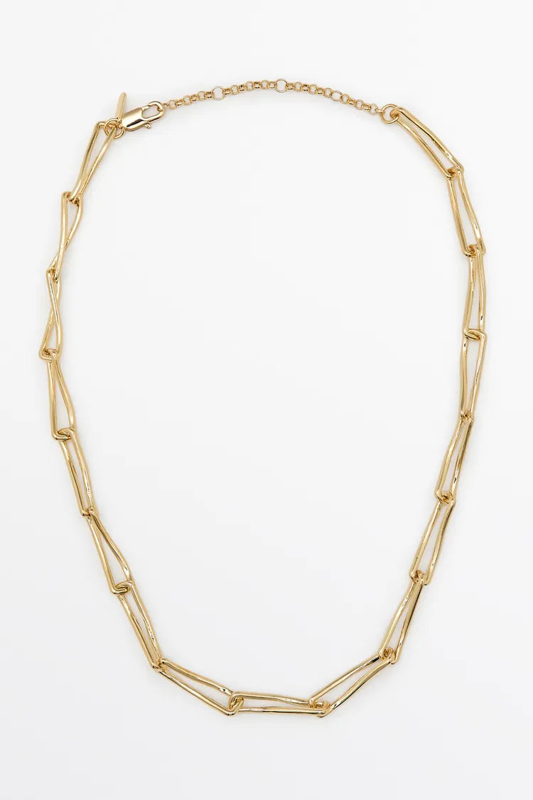 Gold Twisted Paperclip Chain Necklace