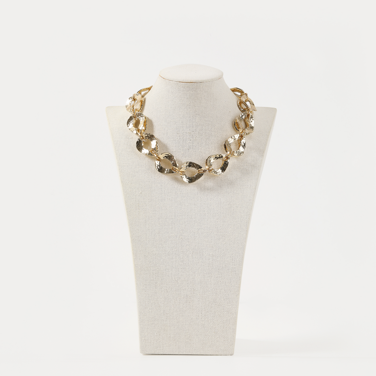 Gold hammered chunky link choker necklace