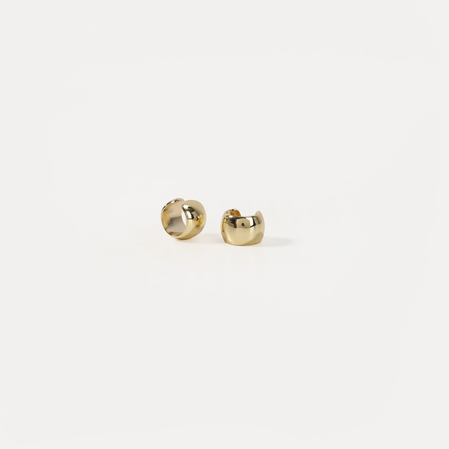 Gold thick open hoop earrings