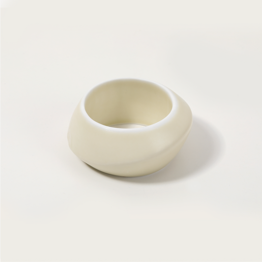 Ivory-Satin Oval Closed Bracelet