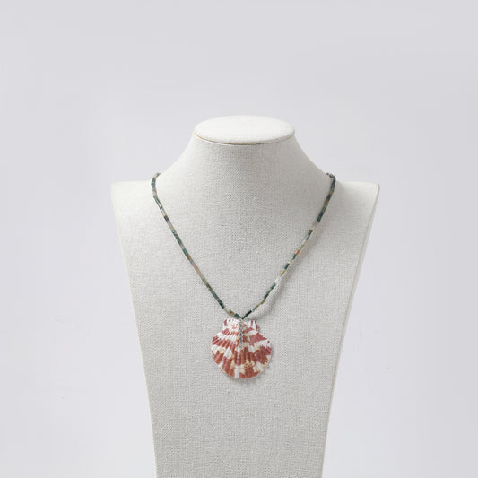 Multicolor Shell Beaded & Scallop Pendant Necklace