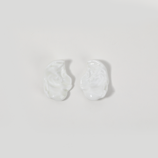 White-Glossy Irregular Ruffled Earrings