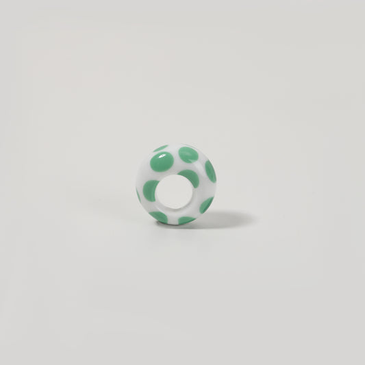 White-and-Bright Green Polka-dot Ceramic Wide-band Ring