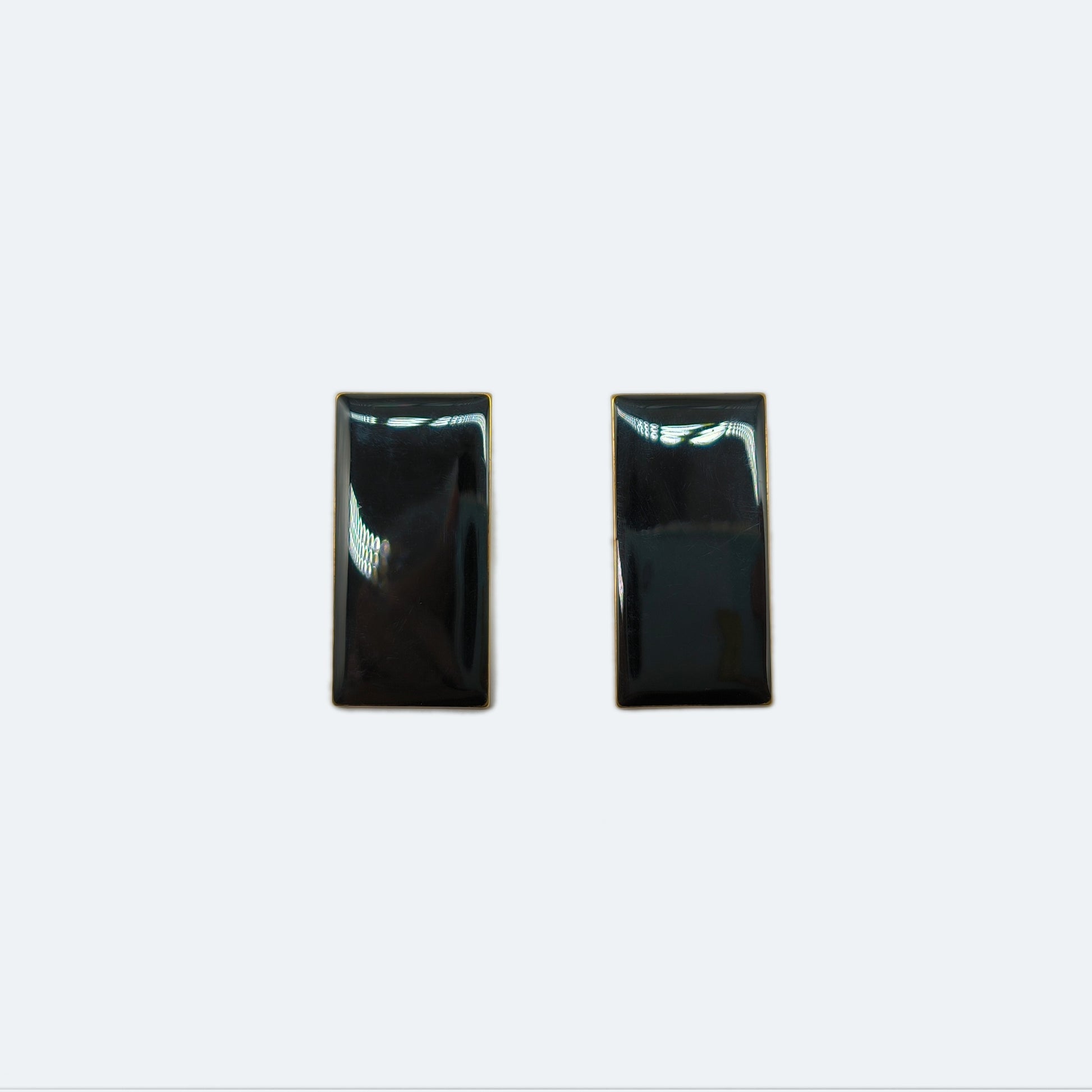 Black enamel rectangle stud earrings